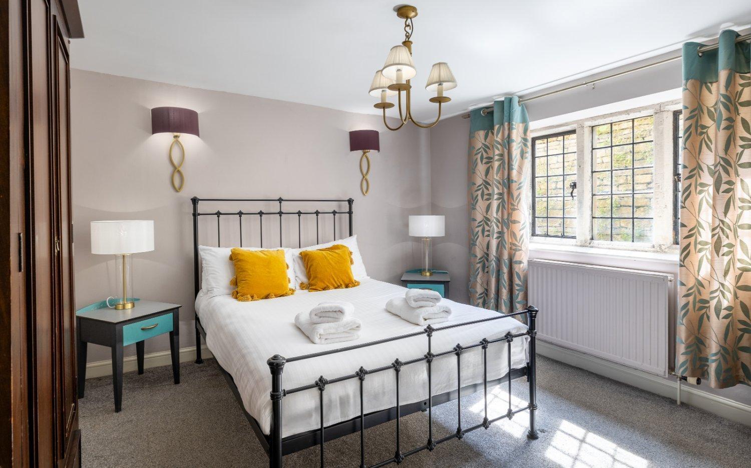 The School Rooms Estate Beautiful, Georgian Apartments With Private Heated Pool And Hot Tub Wifi And Parking Near Bath 박스 외부 사진