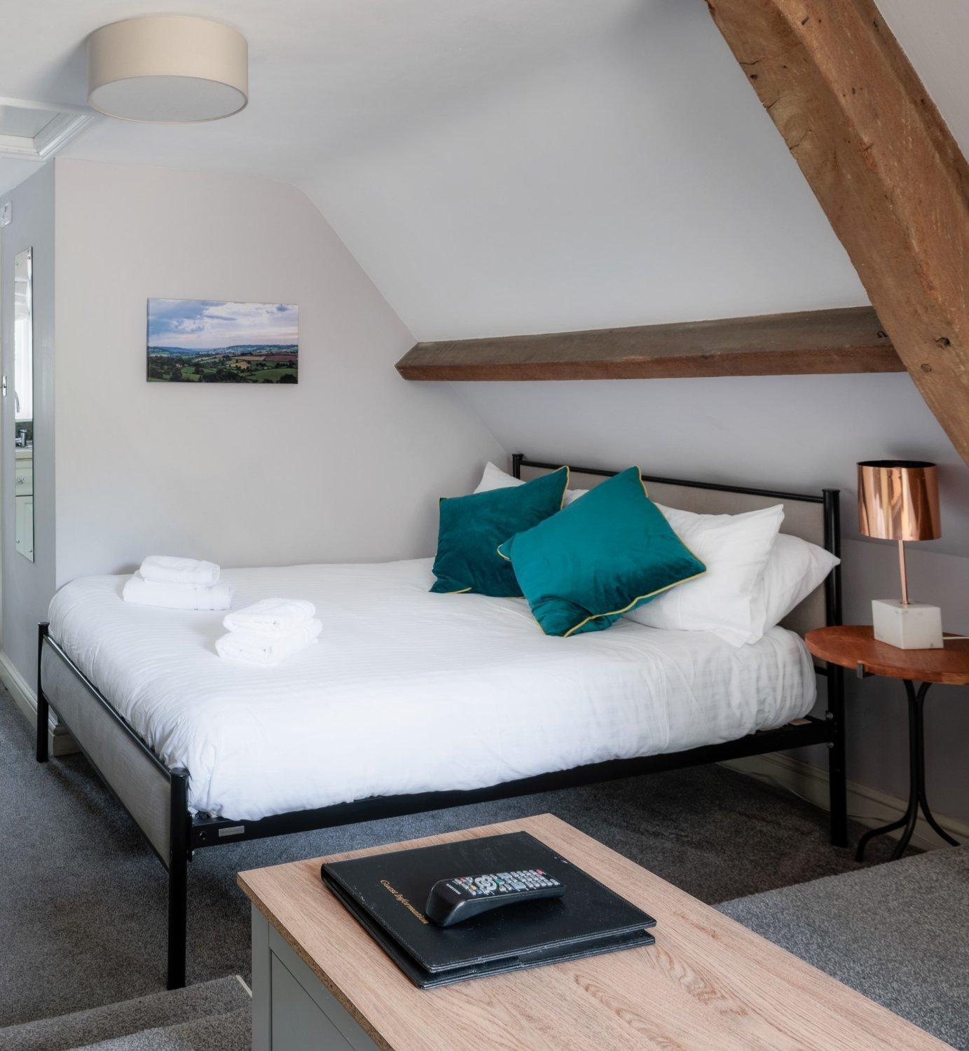 The School Rooms Estate Beautiful, Georgian Apartments With Private Heated Pool And Hot Tub Wifi And Parking Near Bath 박스 외부 사진