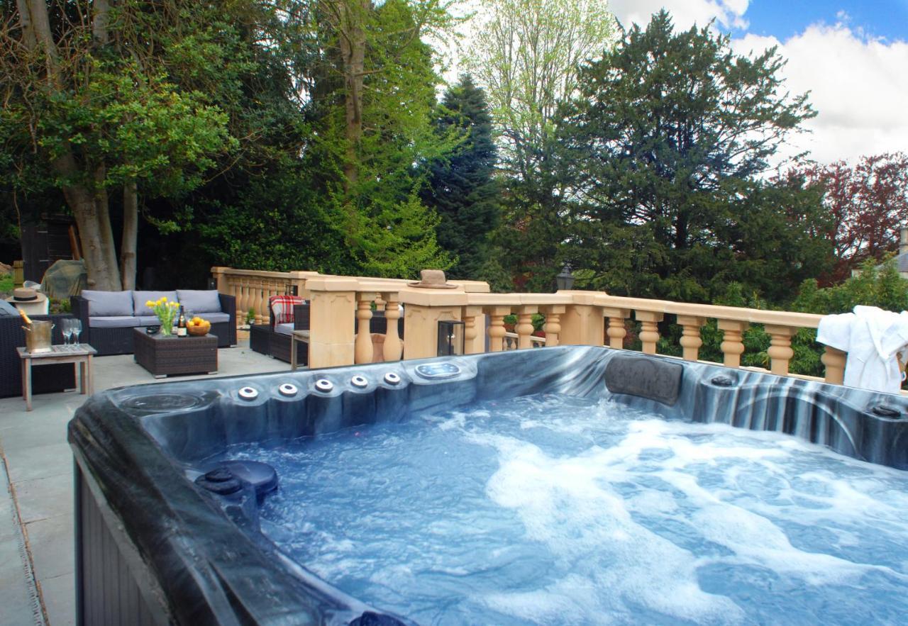 The School Rooms Estate Beautiful, Georgian Apartments With Private Heated Pool And Hot Tub Wifi And Parking Near Bath 박스 외부 사진